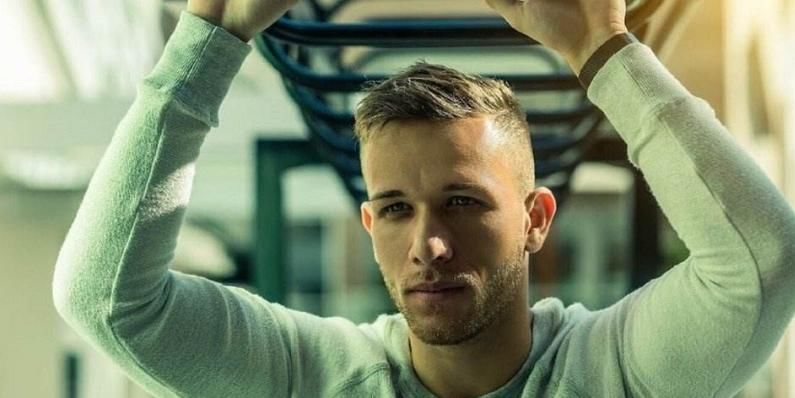 张姓选手凭 张姓选手凭